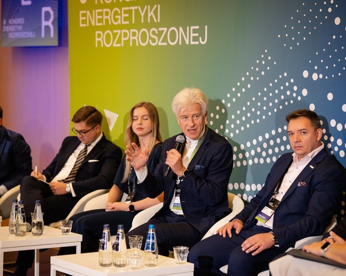 D4. Legislacja i regulacje dla ER | fot. One Light Studio