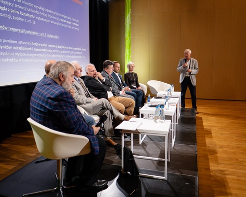 Sesja C2 Transformacja energetyczna budynków | fot. One Light Studio