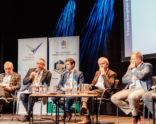 Dyskusja panelowa, przy mikrofonie Artur Michalski (fot. Mateusz Wójtów)