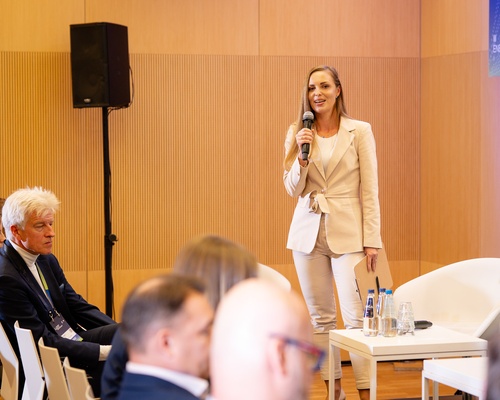 D4. Legislacja i regulacje dla ER | fot. One Light Studio