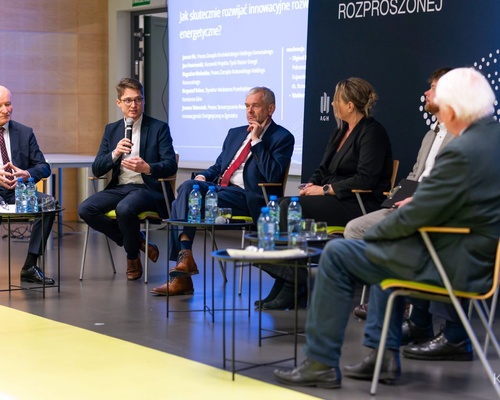 Dyskusja: Jak skutecznie rozwijać innowacyjne rozwiązania energetyczne? | fot. KSAF